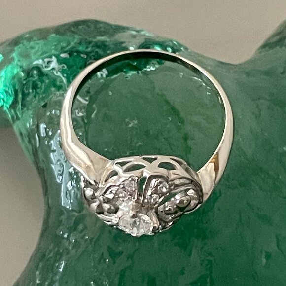 Vintage 14kt White Gold Round Brilliant Cut Diamond Ring Size 8-8.5 - Picture 4 of 10